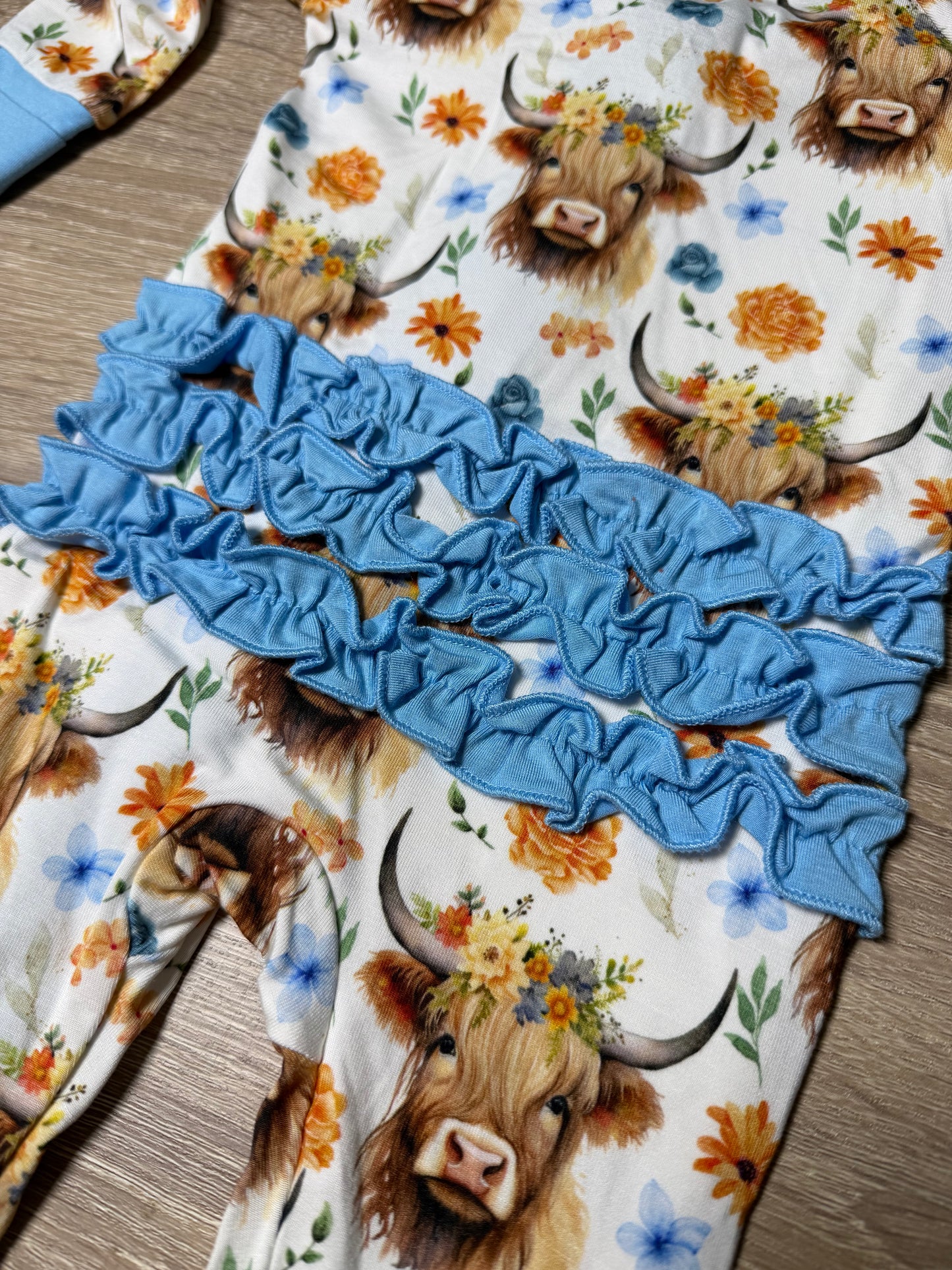 Udderly Cute Ruffle Zippy